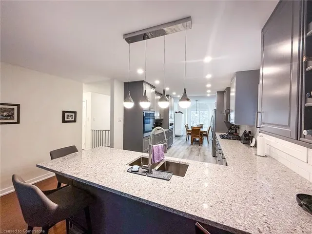 Additional property image - 13 Southbrook Dr