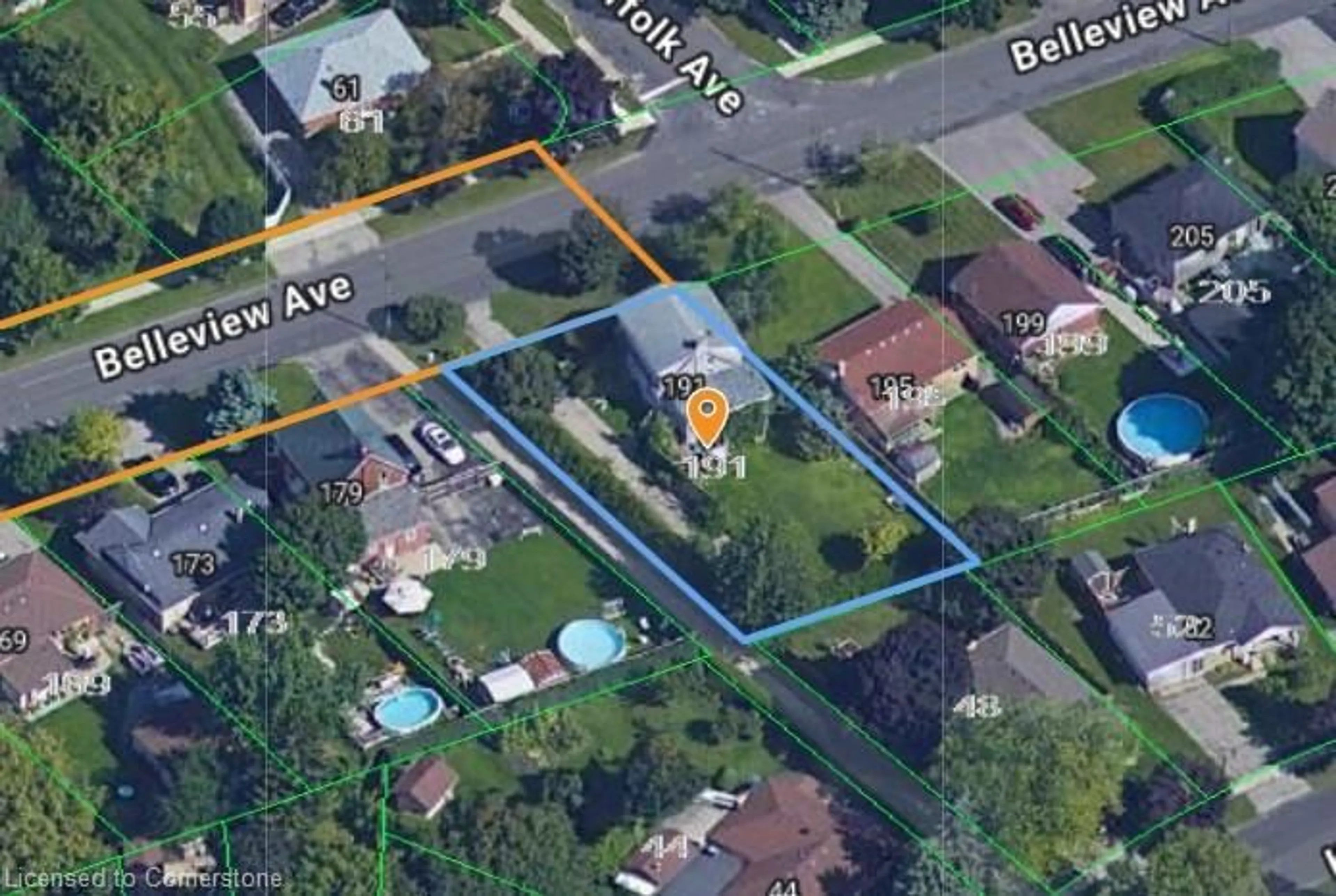 A pic from outside/outdoor area/front of a property/back of a property/a pic from drone, street for 191 Belleview Ave, Kitchener Ontario N2B 1G6