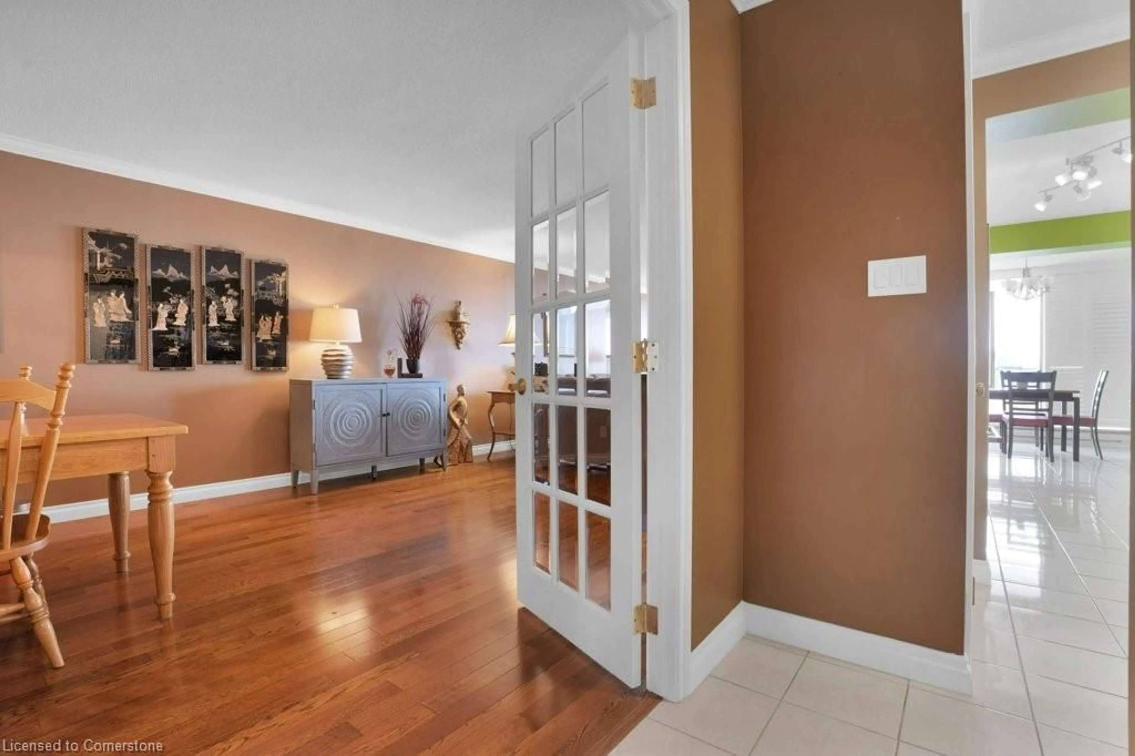 Indoor entryway for 2 Lancaster St #402, Kitchener Ontario N2H 6S3