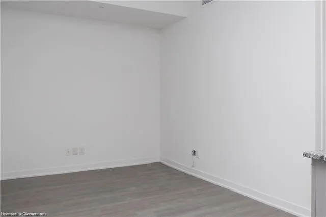 Additional property image - 85 Duke St Unit 806