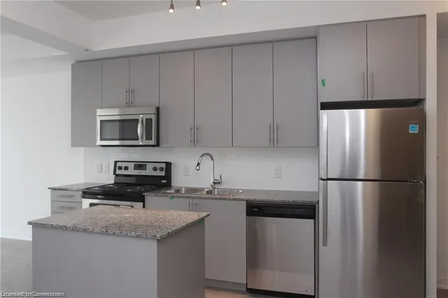Additional property image - 85 Duke St Unit 806
