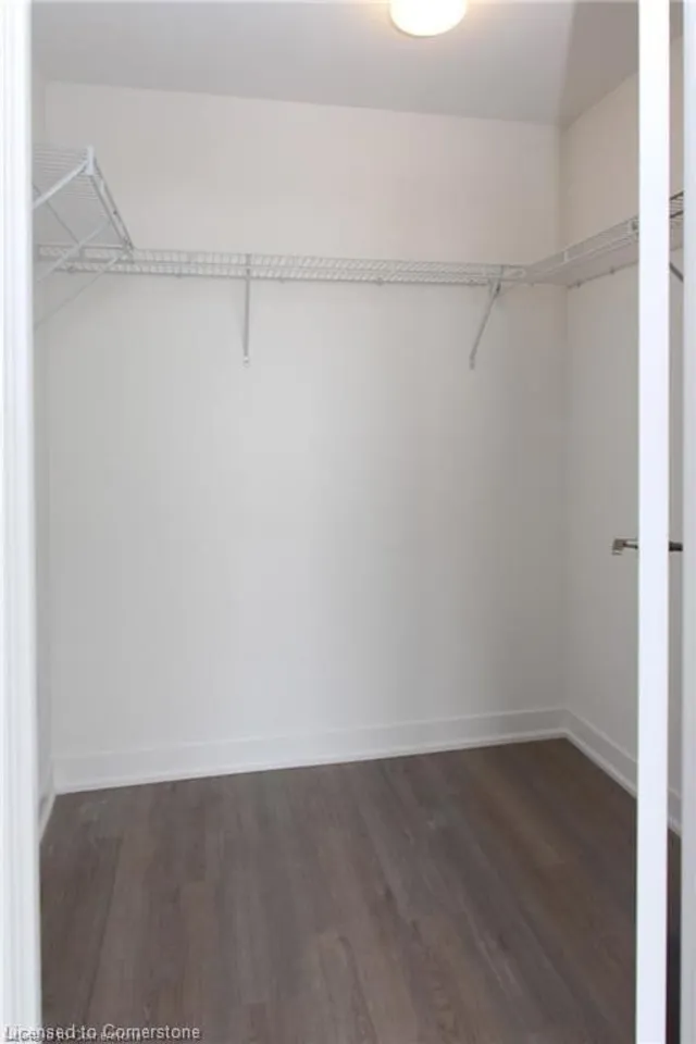 Additional property image - 85 Duke St Unit 806