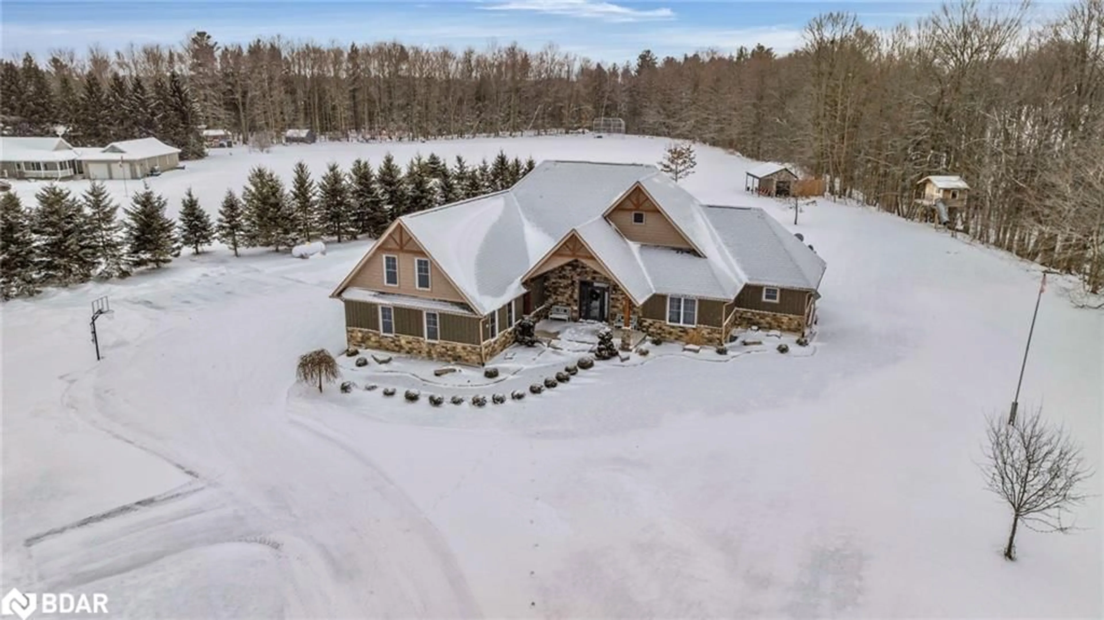 A pic from outside/outdoor area/front of a property/back of a property/a pic from drone, unknown for 2957 3/4 Sideroad Sunnidale, New Lowell Ontario L0M 1N0