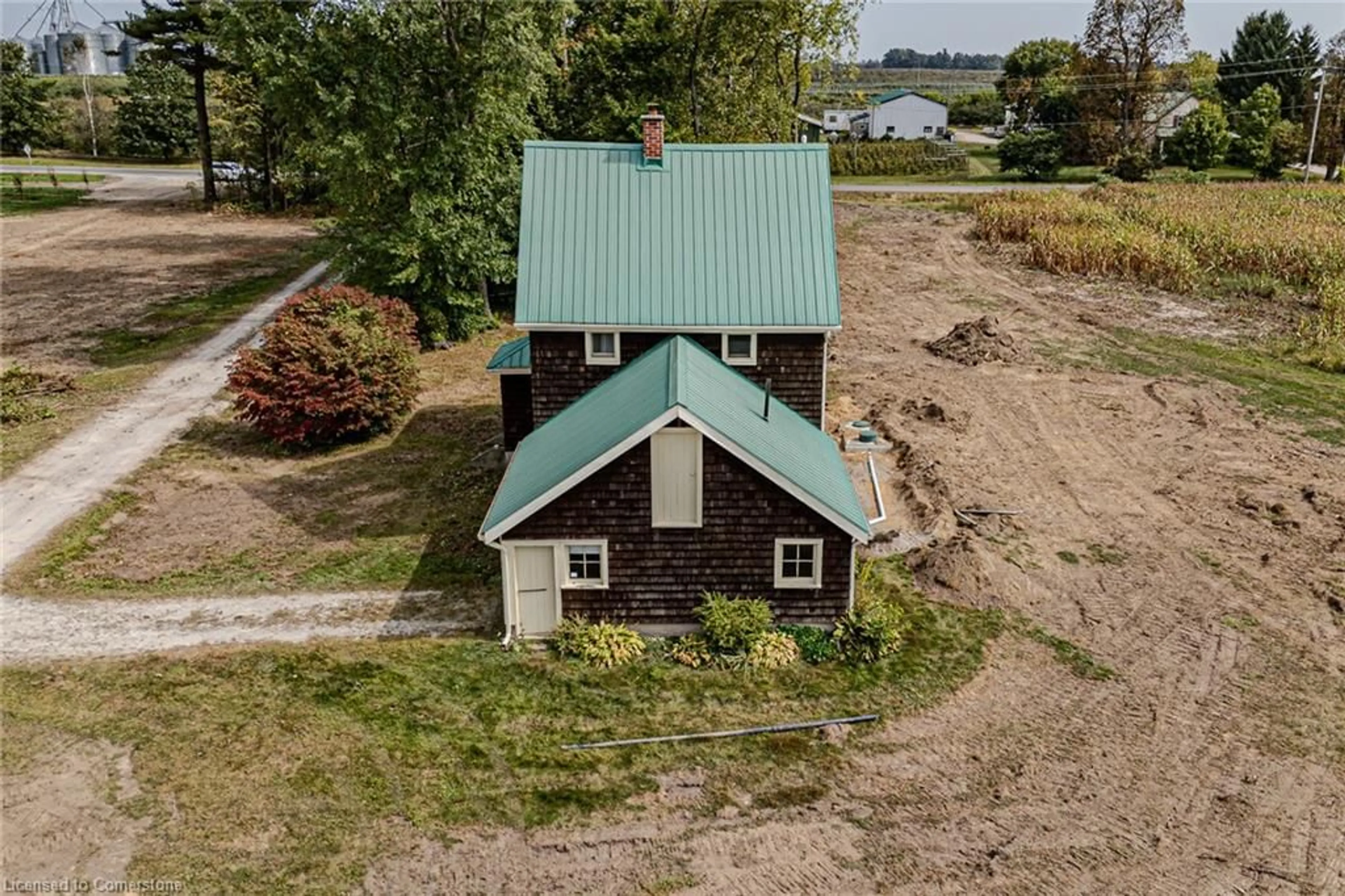 A pic from outside/outdoor area/front of a property/back of a property/a pic from drone, building for 231 Culver Rd, Simcoe Ontario N3Y 4K3