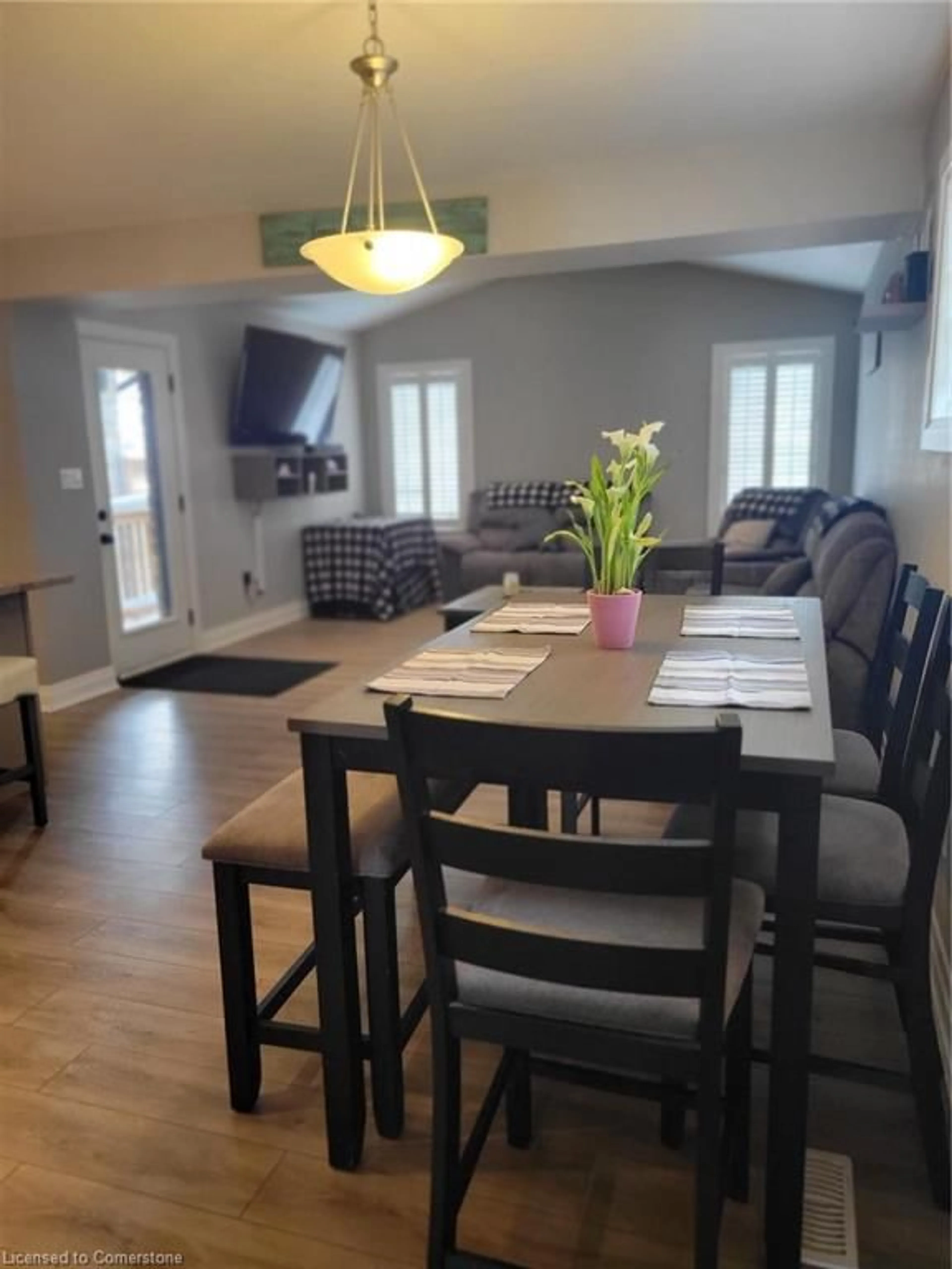 Dining room, wood/laminate floor for 324 Cork St, Mount Forest Ontario N0G 2L1