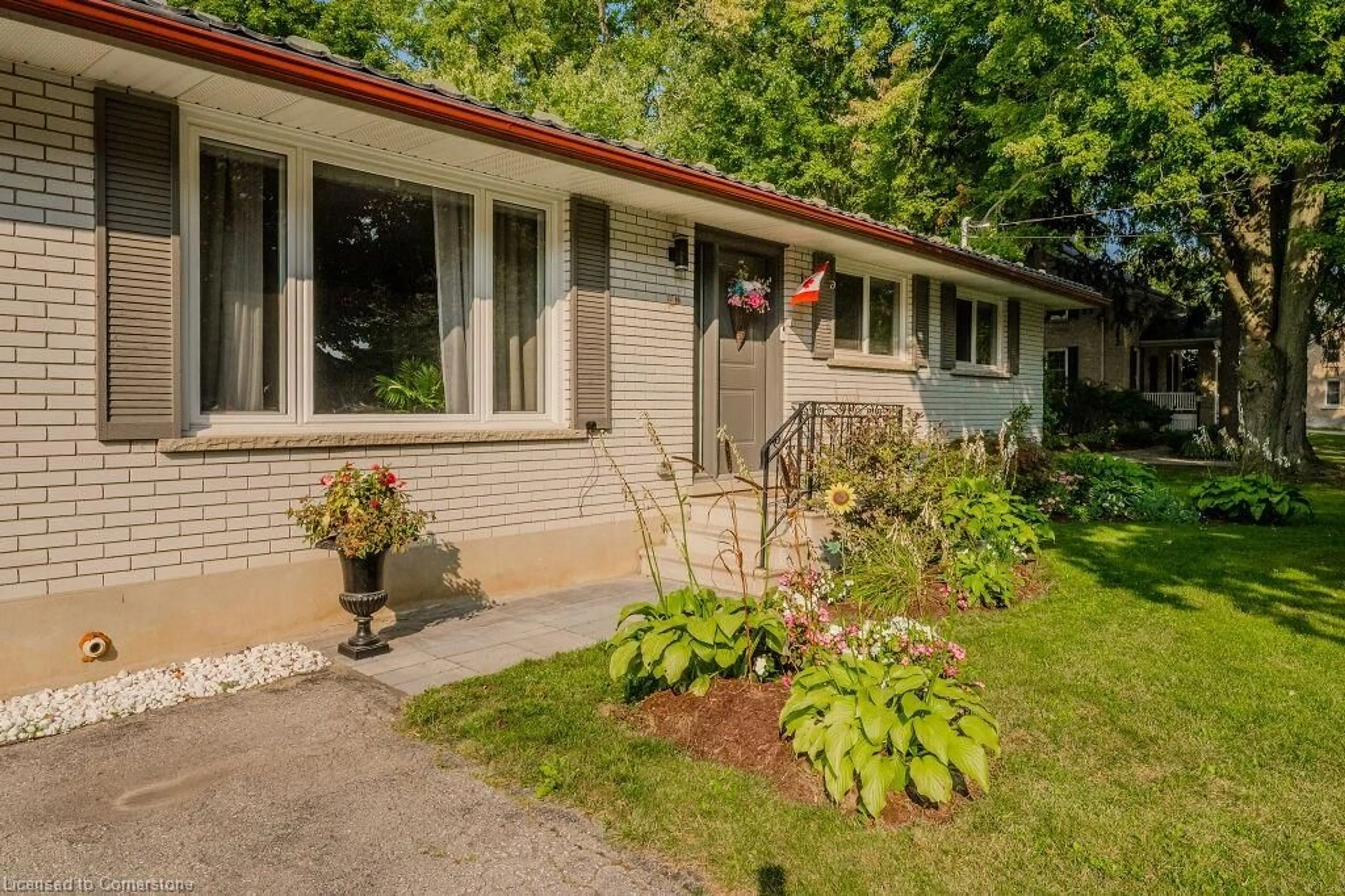 Patio, street for 1031 Queens Bush Rd, Wellesley Ontario N0B 2T0