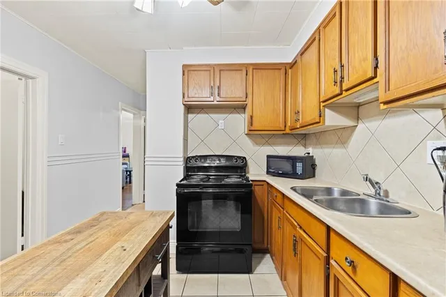 Additional property image - 150 Albany Ave