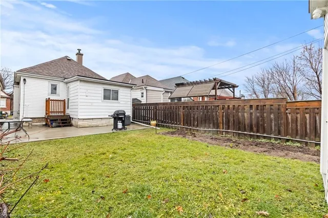 Additional property image - 150 Albany Ave