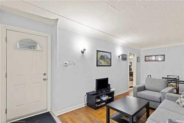 Additional property image - 150 Albany Ave