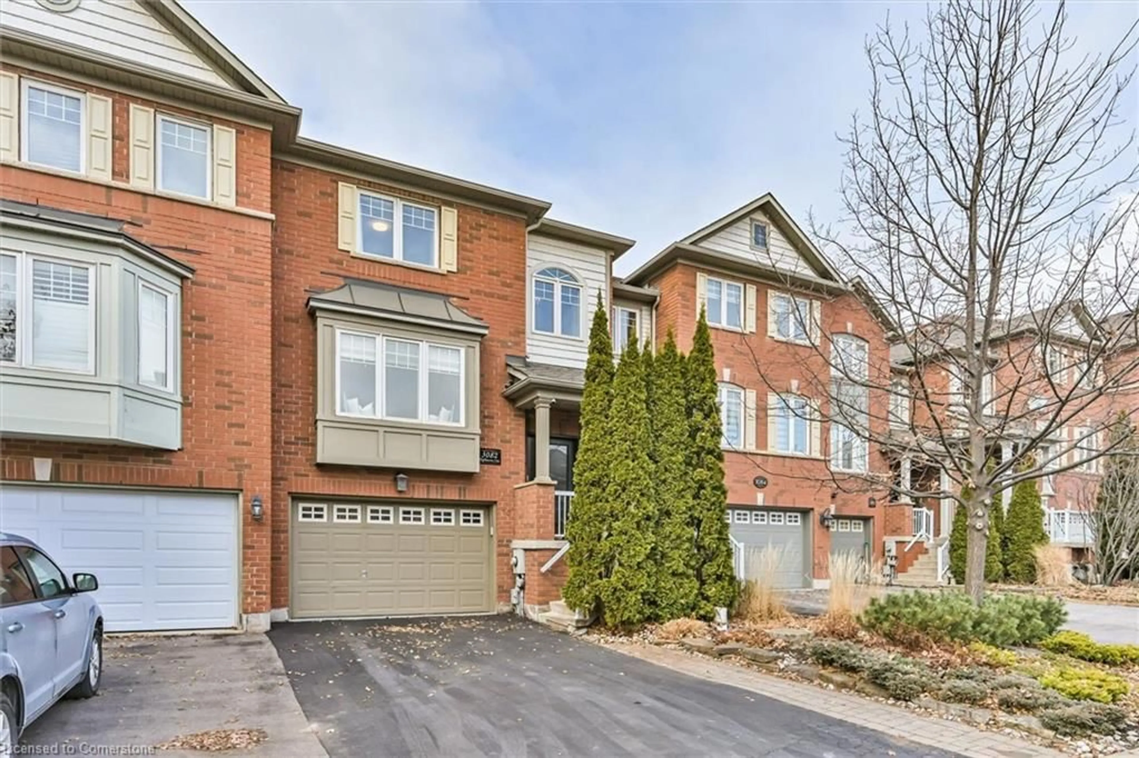 Home with brick exterior material, street for 3082 Highbourne Cres, Oakville Ontario L6M 5H1