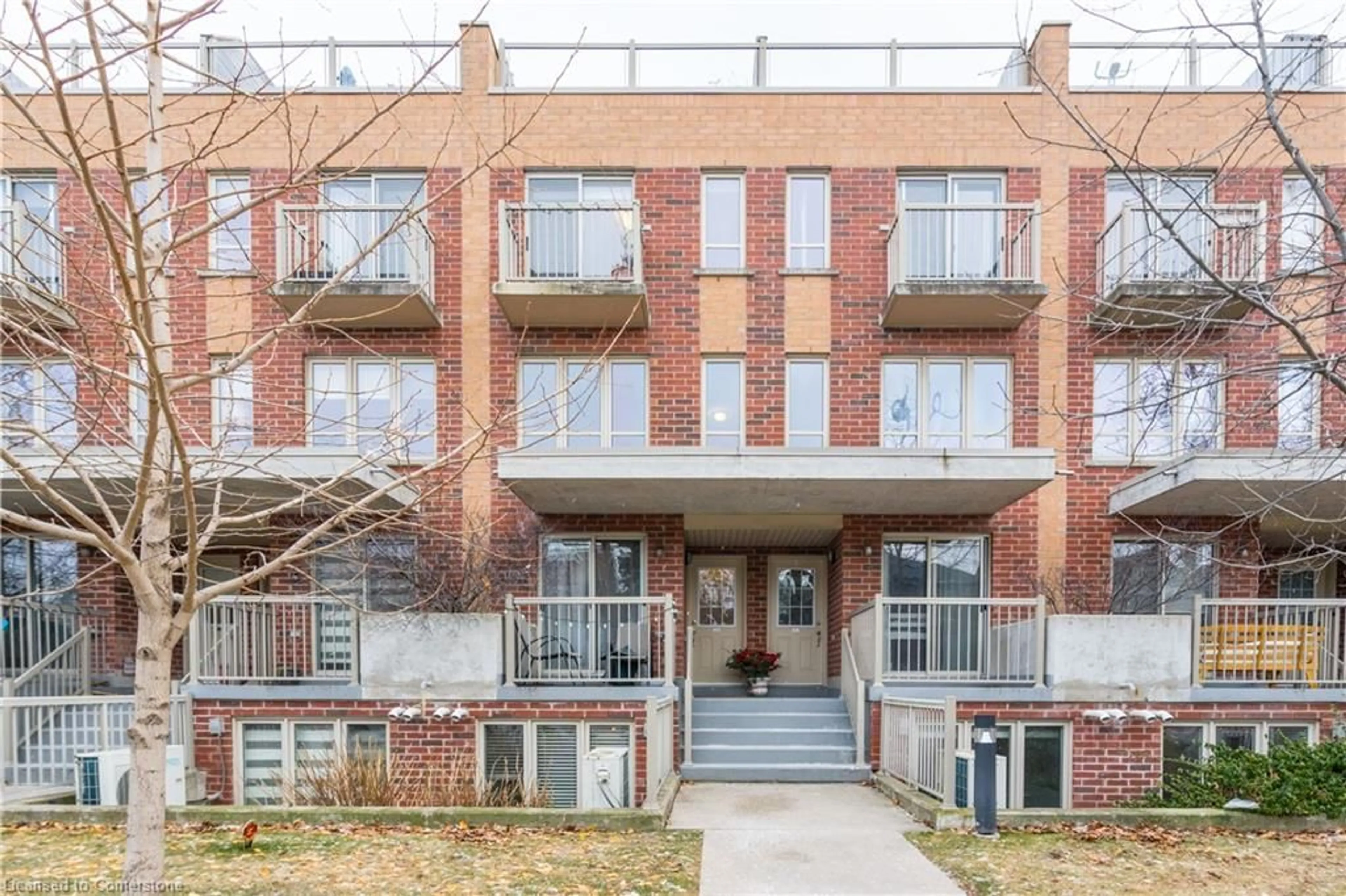 Home with brick exterior material, building for 351 Wallace Ave #262, Toronto Ontario M6P 3N1