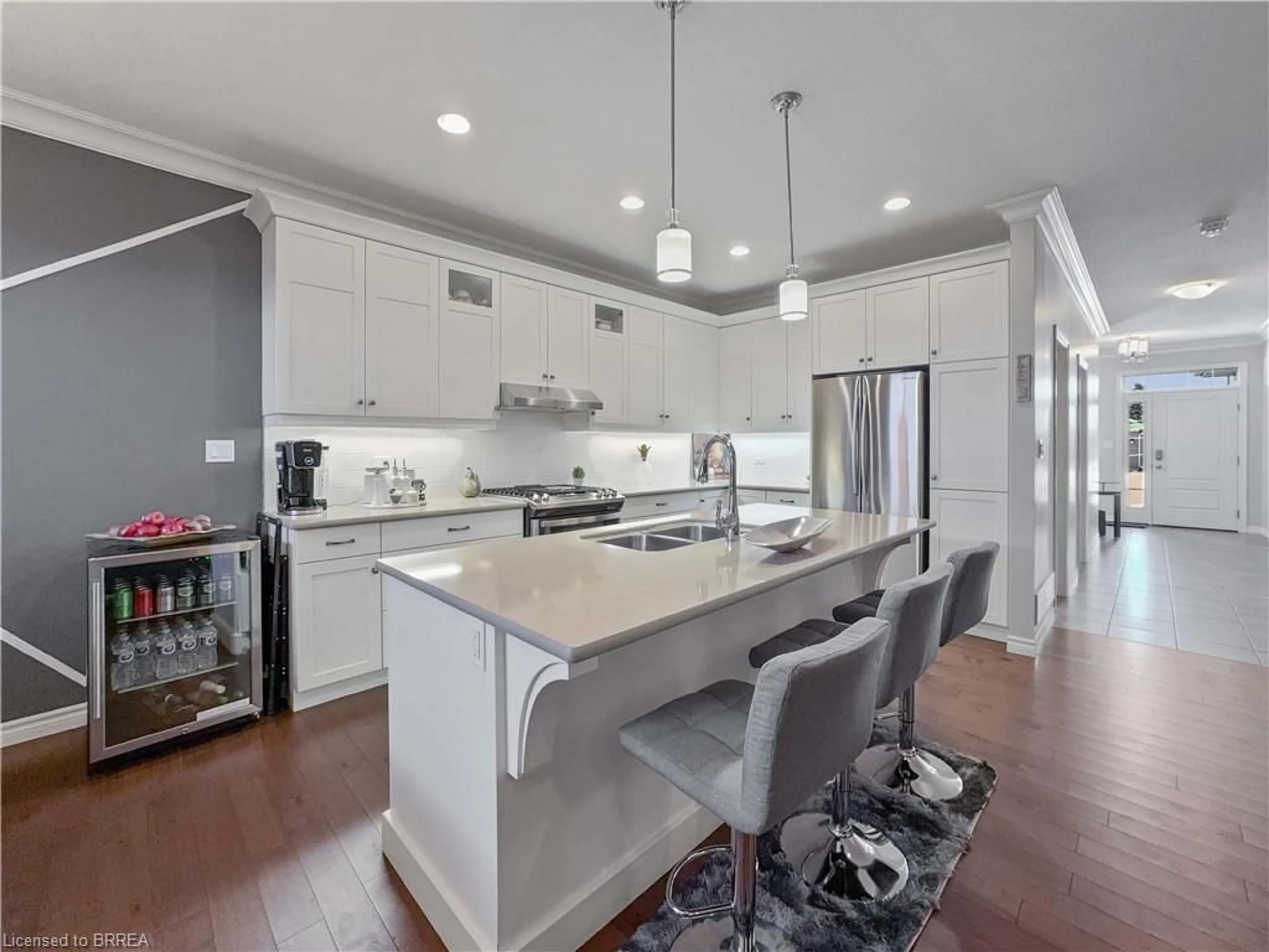 Open concept kitchen, unknown for 12 Nancy Crt, Tillsonburg Ontario N4G 0G3