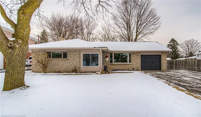 Additional property image - 83 Cloverdale Cres