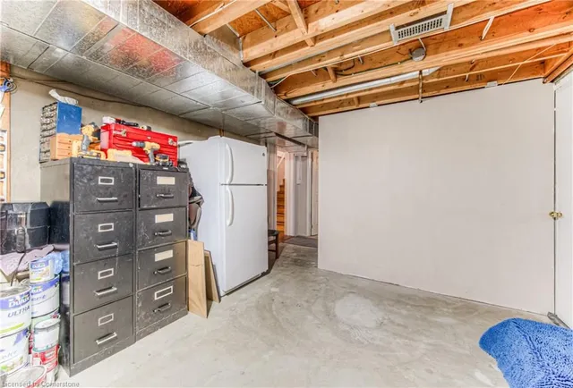 Additional property image - 83 Cloverdale Cres