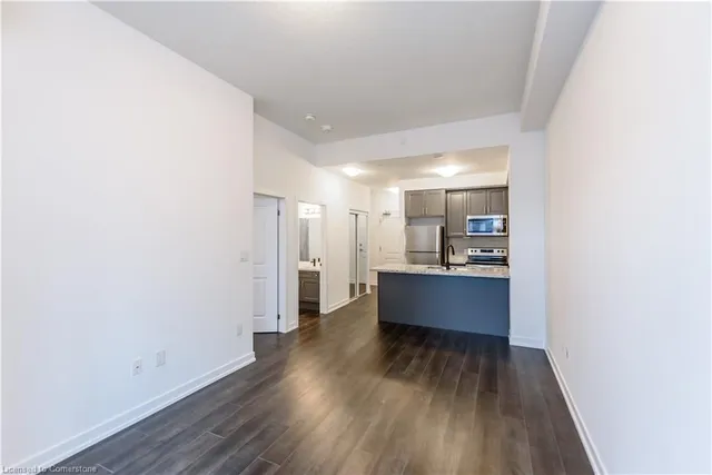 Additional property image - 450 Dundas St Unit 518