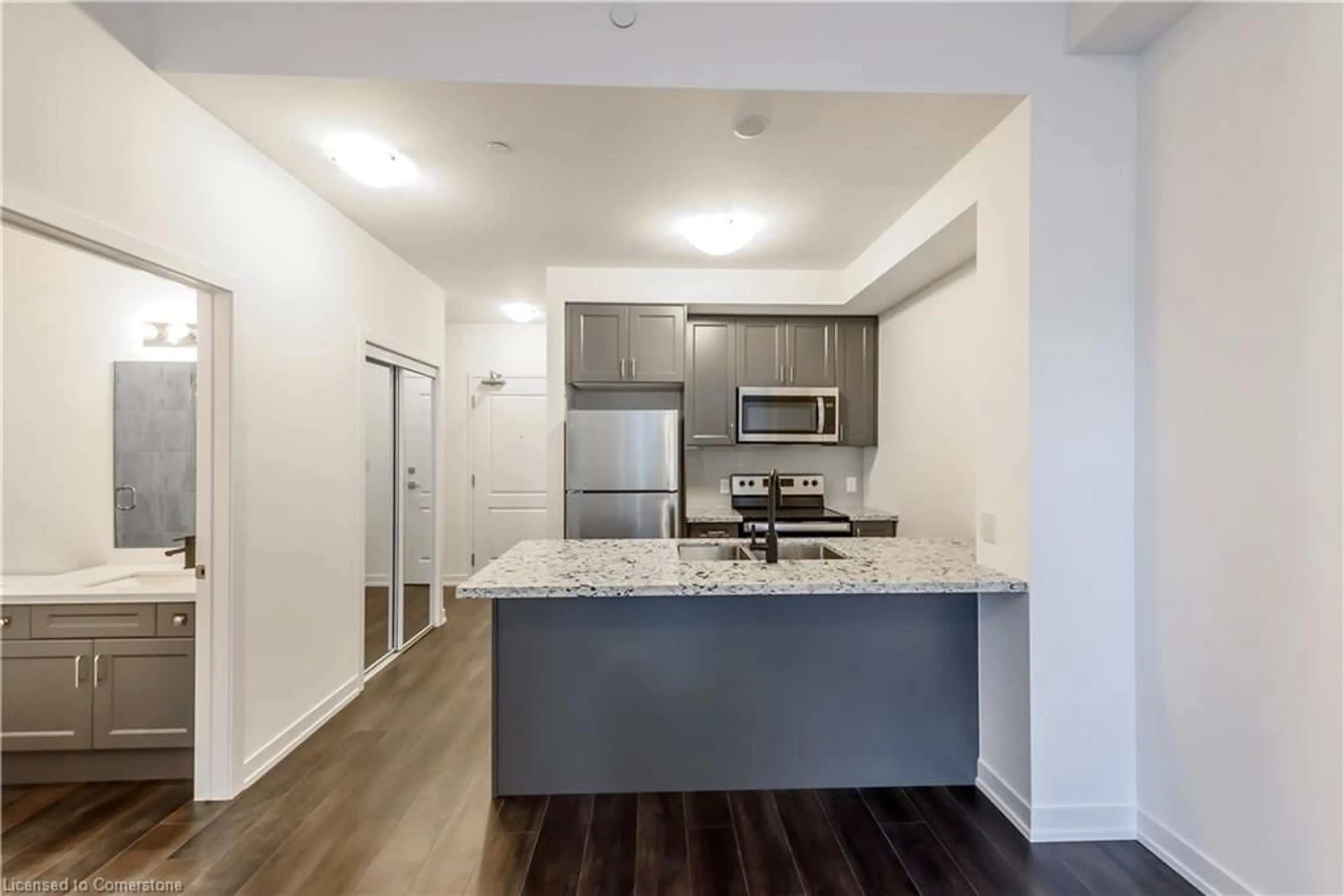 Open concept kitchen, unknown for 450 Dundas St #518, Waterdown Ontario L8B 1Z2