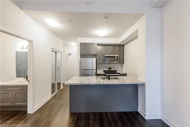 Additional property image - 450 Dundas St Unit 518