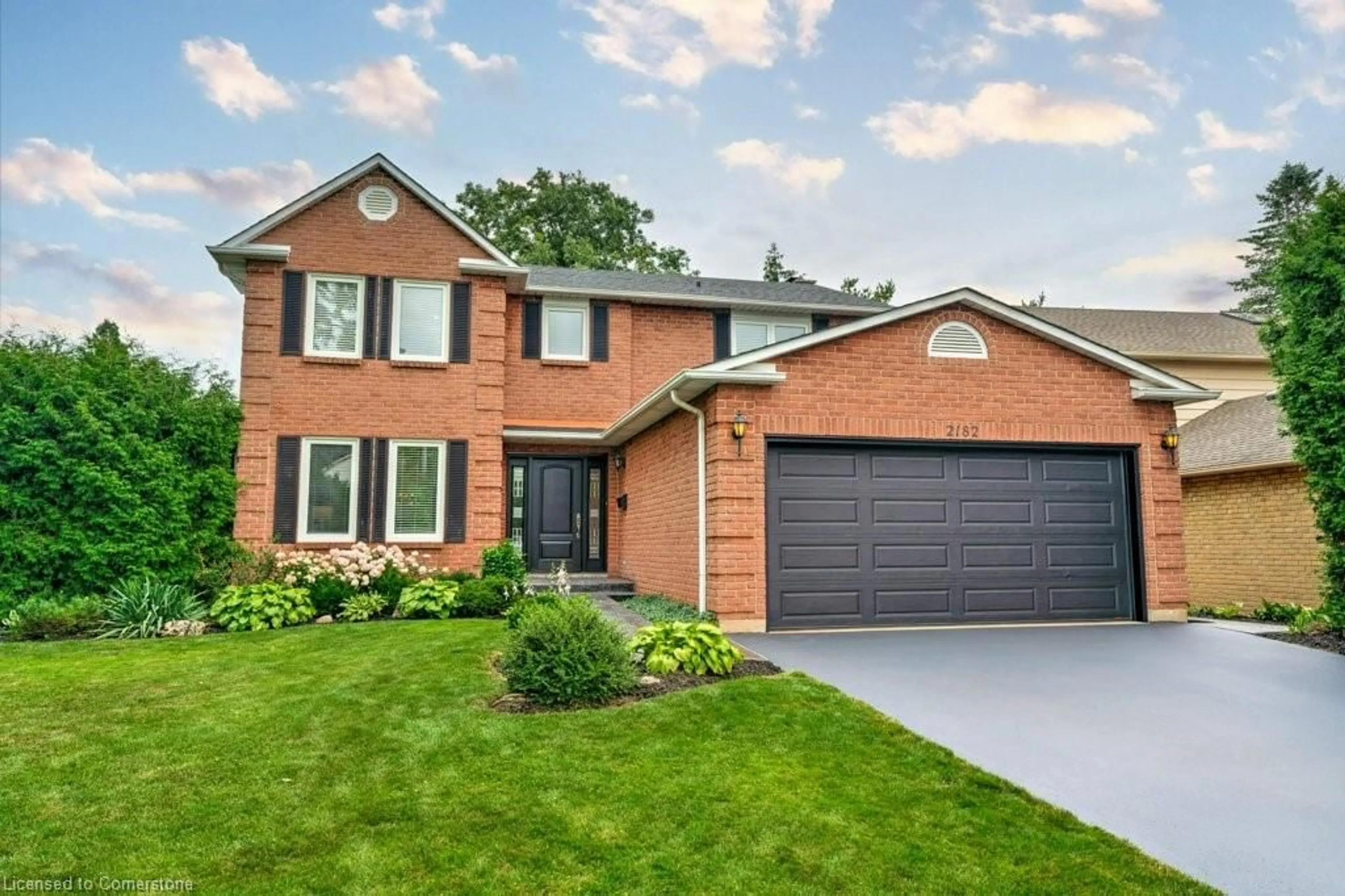 Home with brick exterior material, street for 2182 Maplewood Dr, Burlington Ontario L7R 2C5