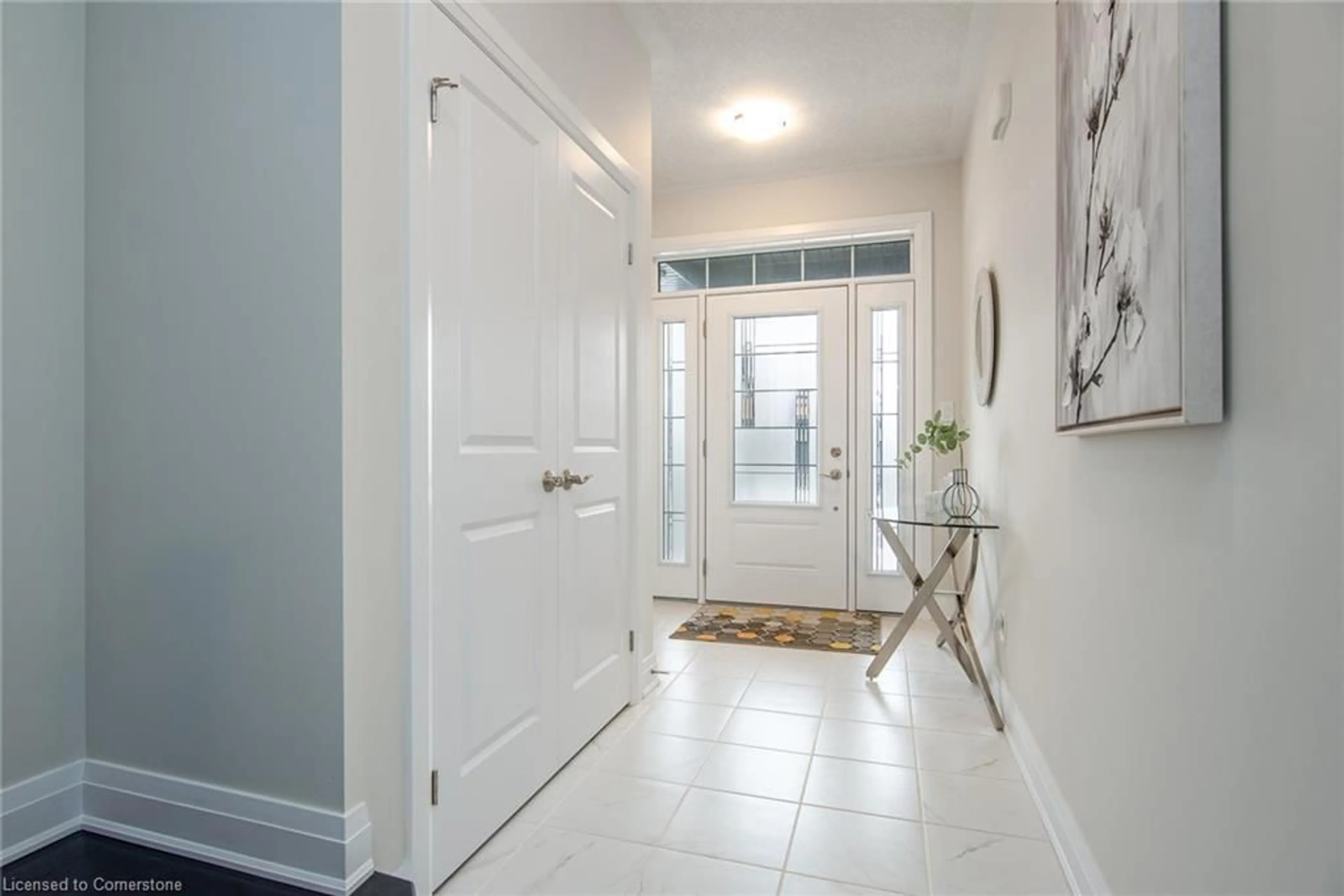 Indoor entryway for 297 Chokecherry Cres, Waterloo Ontario N2V 0H1