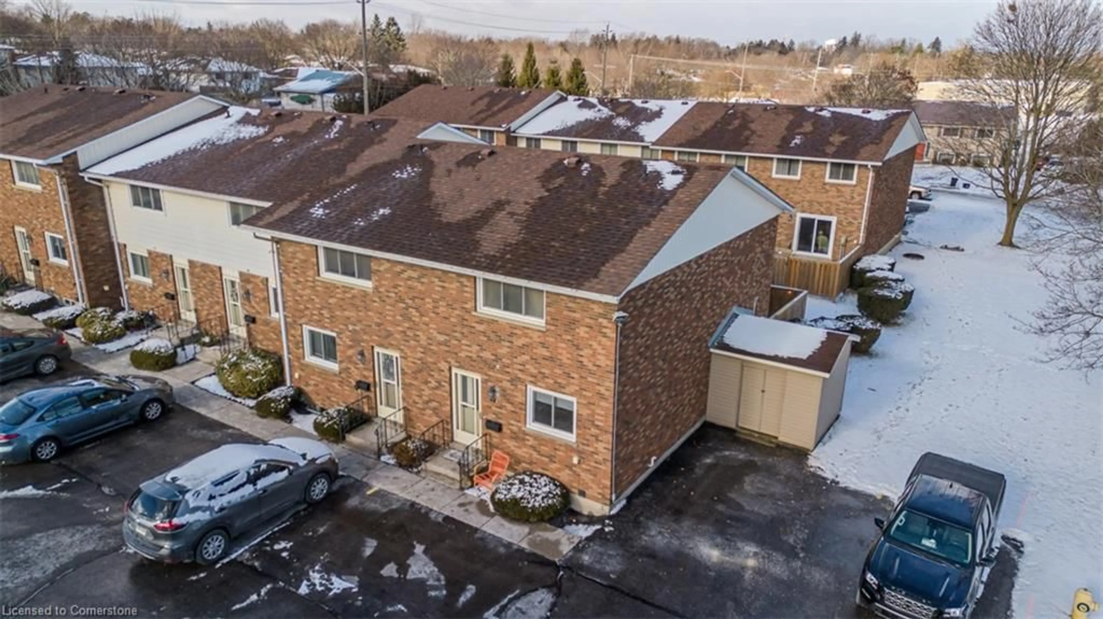 A pic from outside/outdoor area/front of a property/back of a property/a pic from drone, street for 14 Montclair Cres, Simcoe Ontario N3Y 4R9