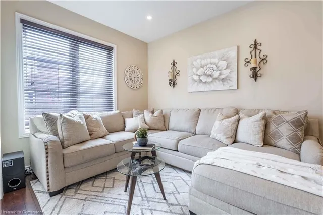 Additional image 32 of 45 Seabreeze Cres Unit 10