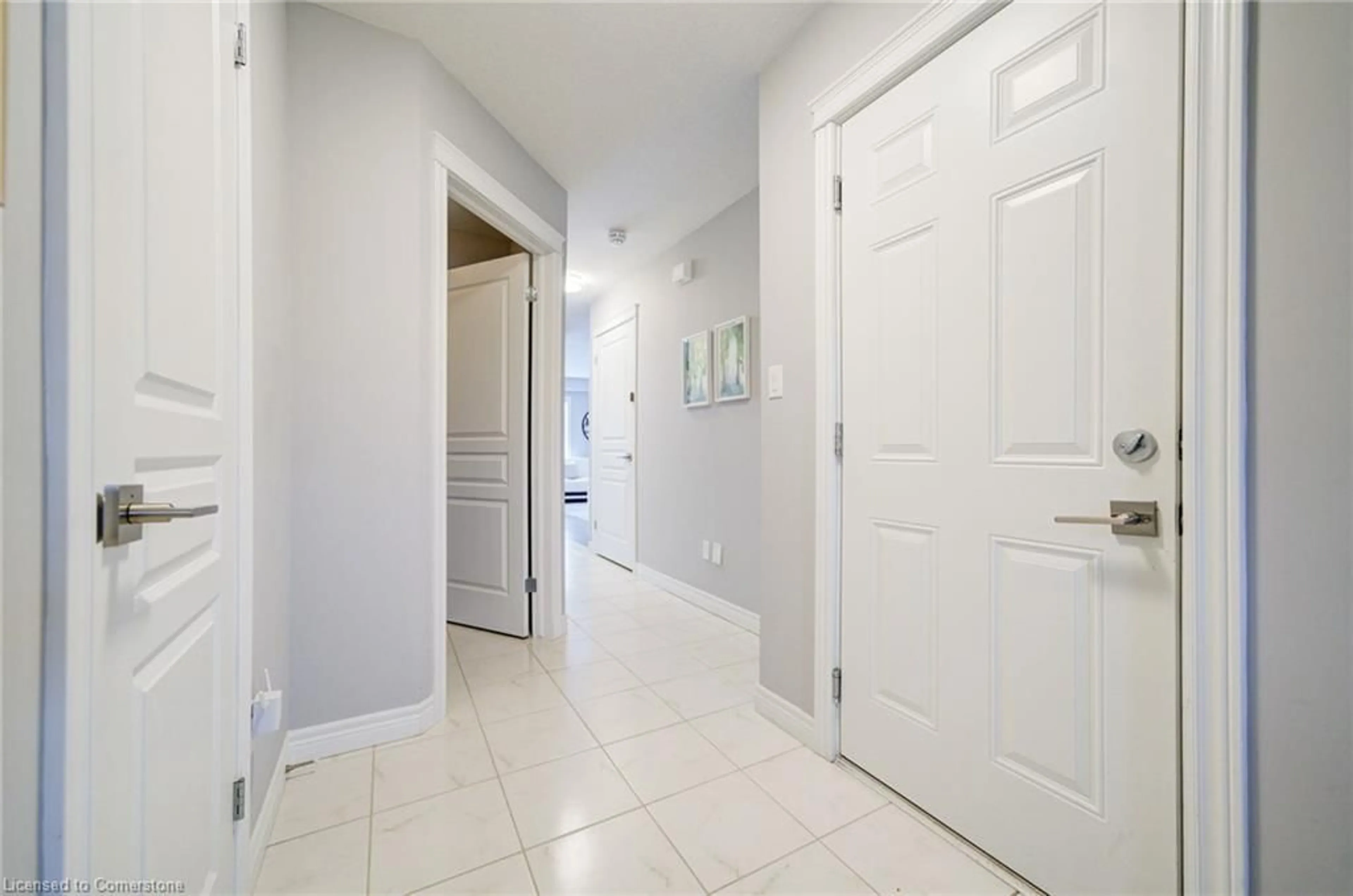 Indoor entryway for 132 Timber Trail Road Rd, Woolwich Ontario N3B 0C8