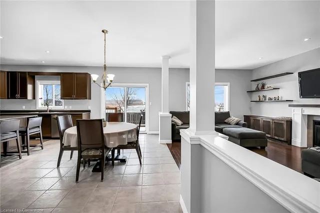 Additional property image - 31 Showcase Dr