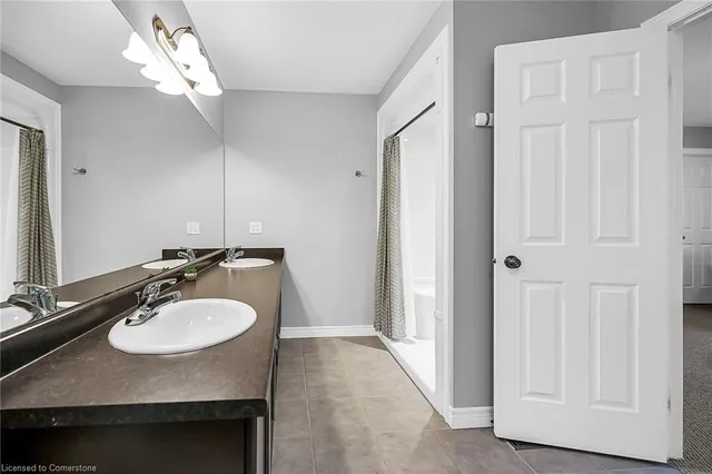 Additional property image - 31 Showcase Dr