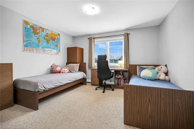 Additional property image - 31 Showcase Dr