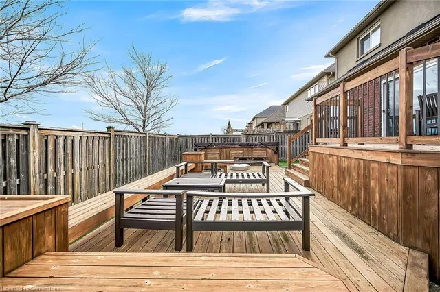 Additional property image - 31 Showcase Dr