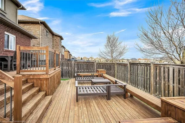 Additional property image - 31 Showcase Dr