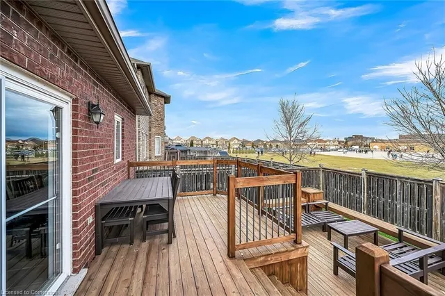 Additional property image - 31 Showcase Dr