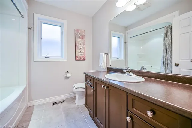 Additional property image - 31 Showcase Dr