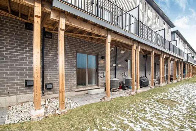 Additional property image - 575 Woodward Ave