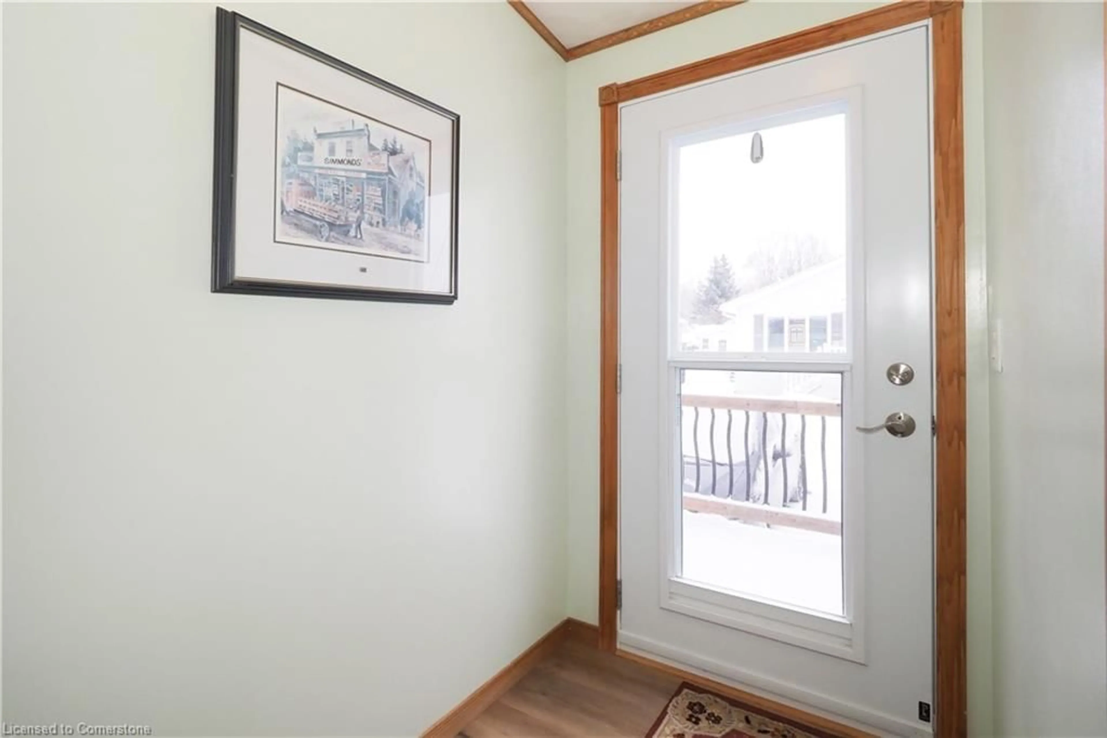 Indoor entryway for 21 Elm Street Pvt, Puslinch Ontario N0B 2J0