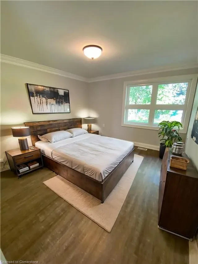 Additional property image - 40 Szollosy Cir