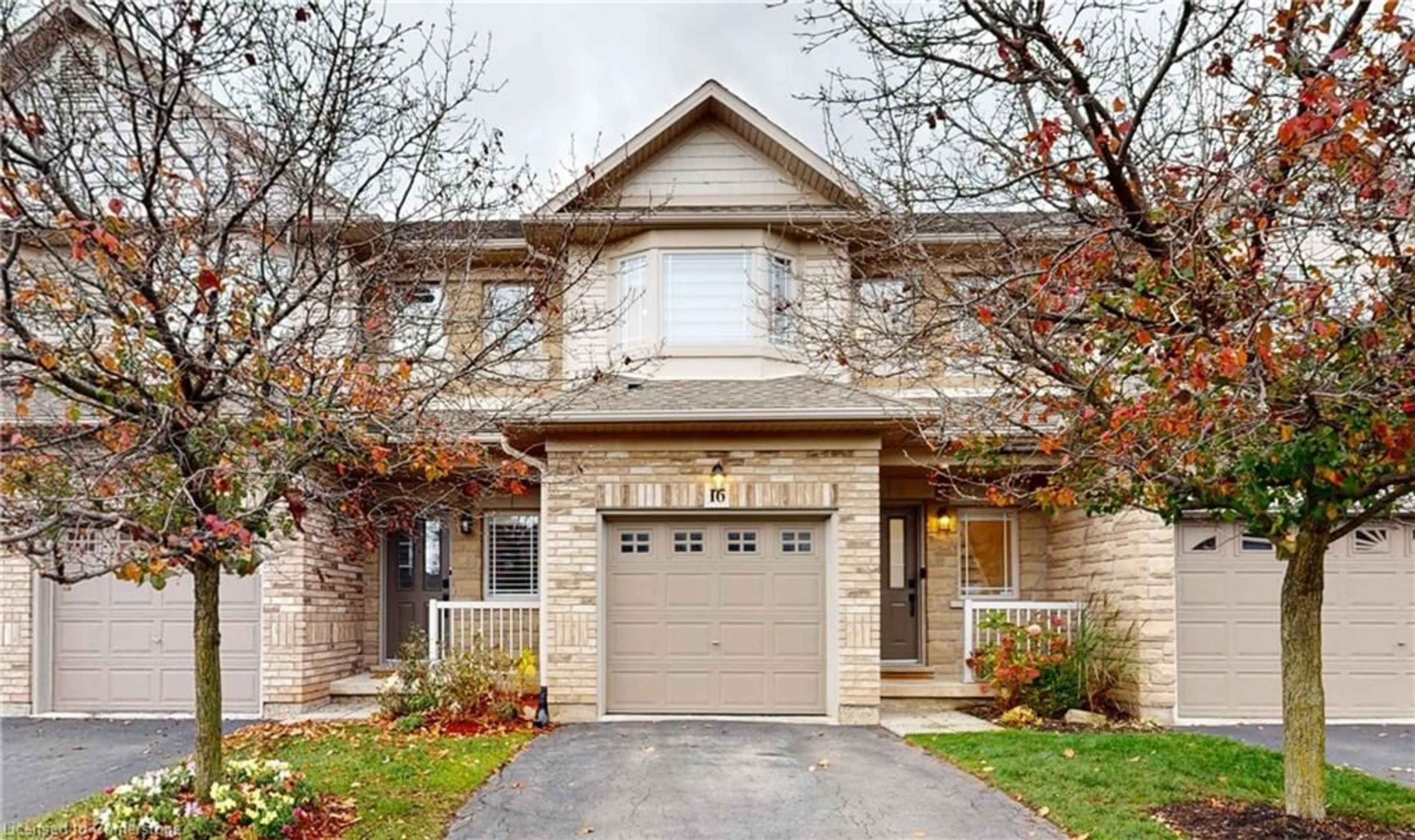 Home with brick exterior material, street for 2169 Orchard Rd #16, Burlington Ontario L7L 7H9