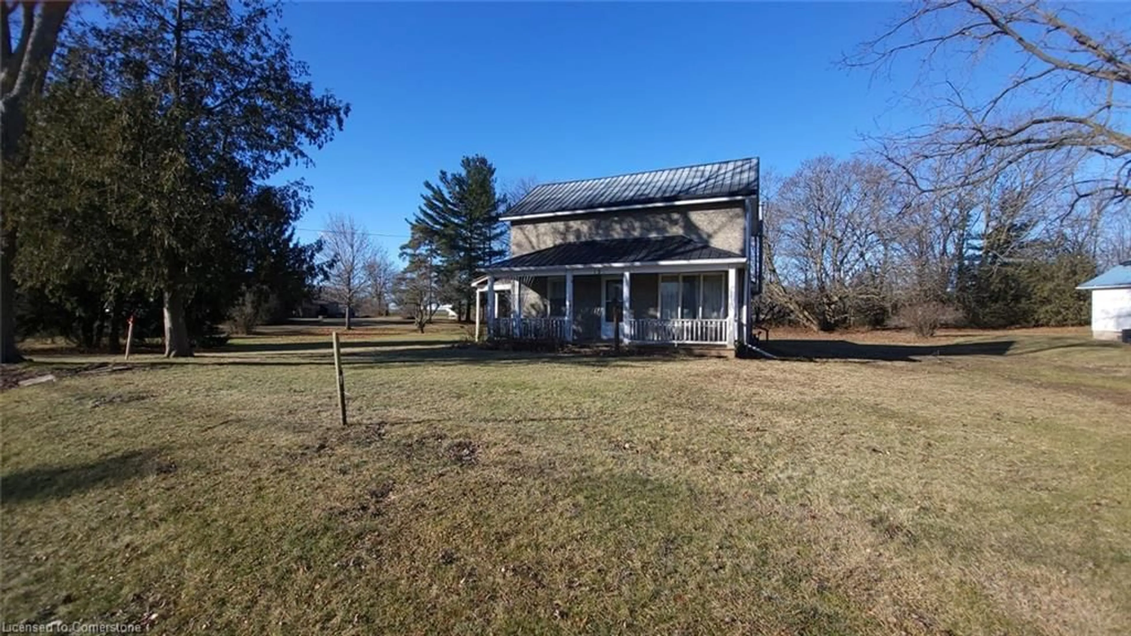 A pic from outside/outdoor area/front of a property/back of a property/a pic from drone, building for 13 Mary St, Jarvis Ontario N0A 1J0