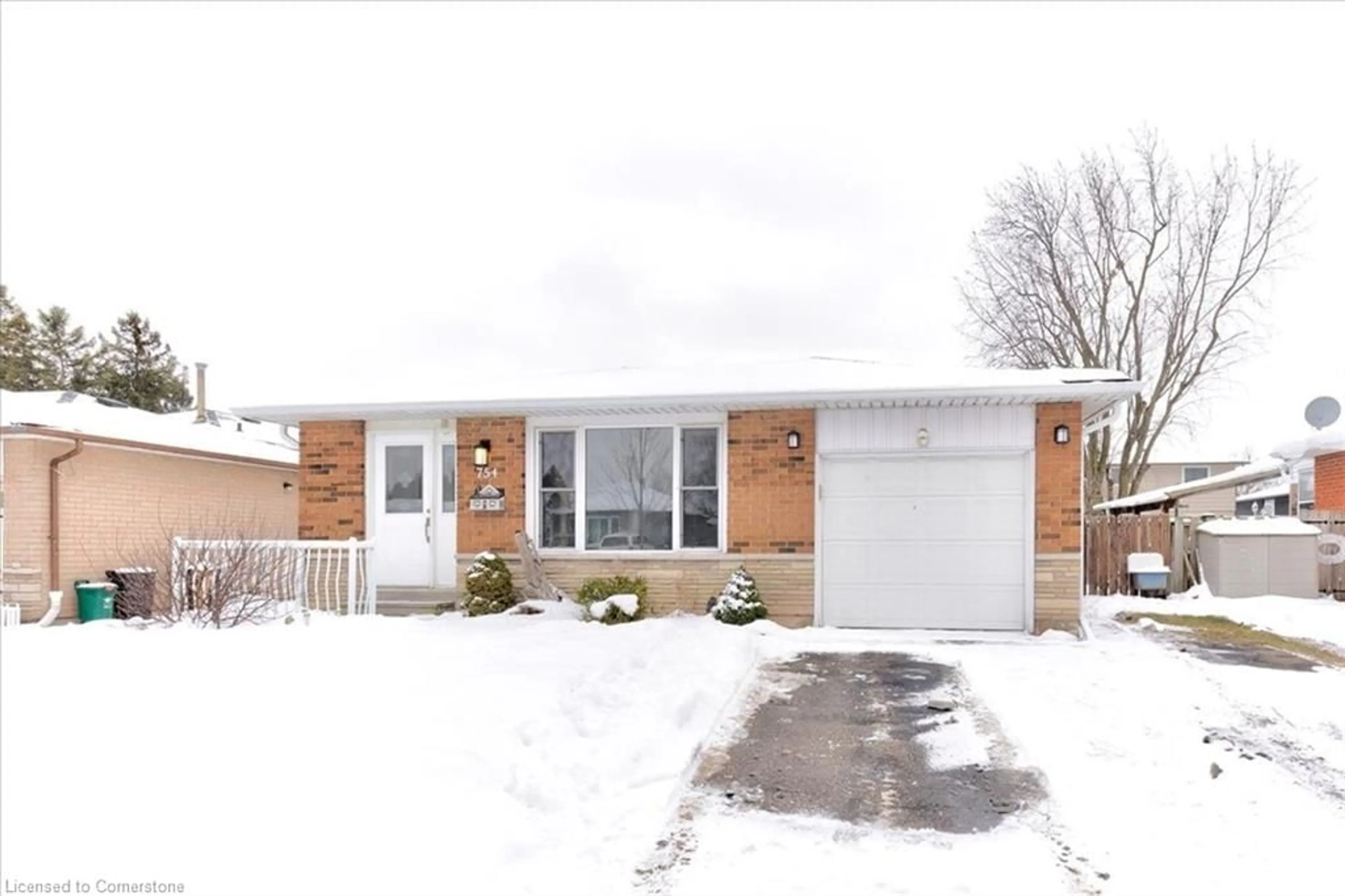 Home with brick exterior material, street for 754 Kummer Cres, Cambridge Ontario N3H 4Z1