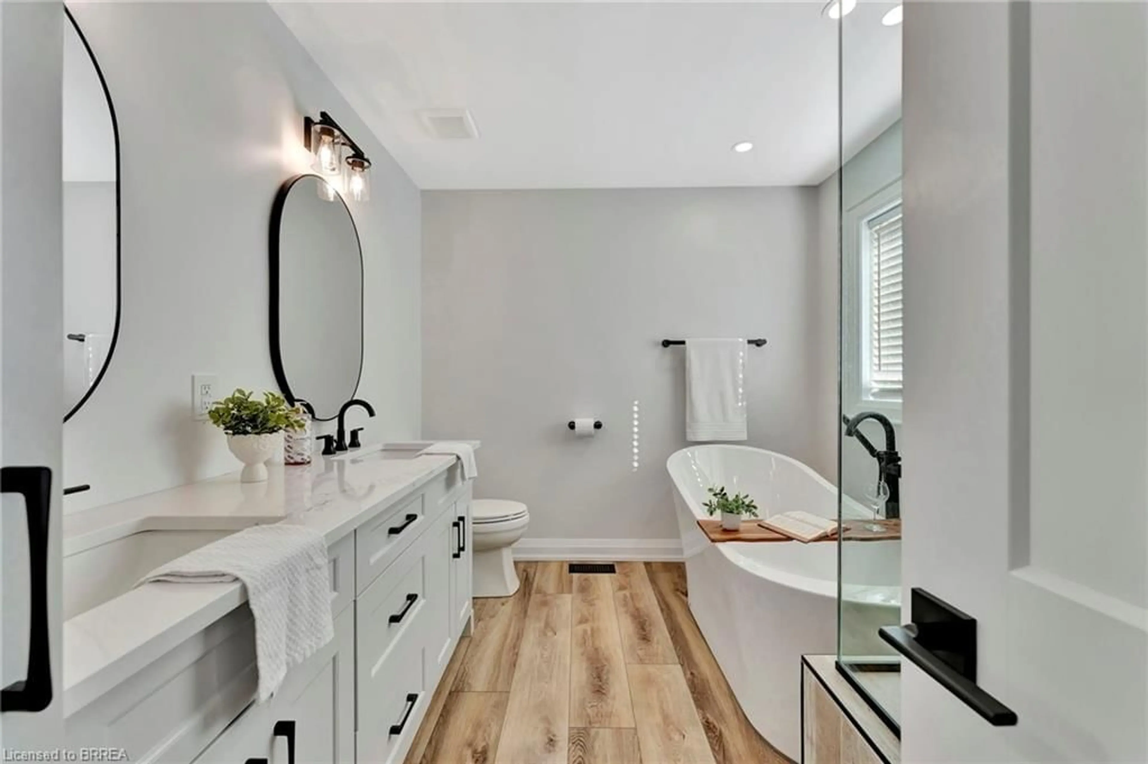 Contemporary bathroom, ceramic/tile floor for 67 Barrett Ave, Brantford Ontario N3S 0B5