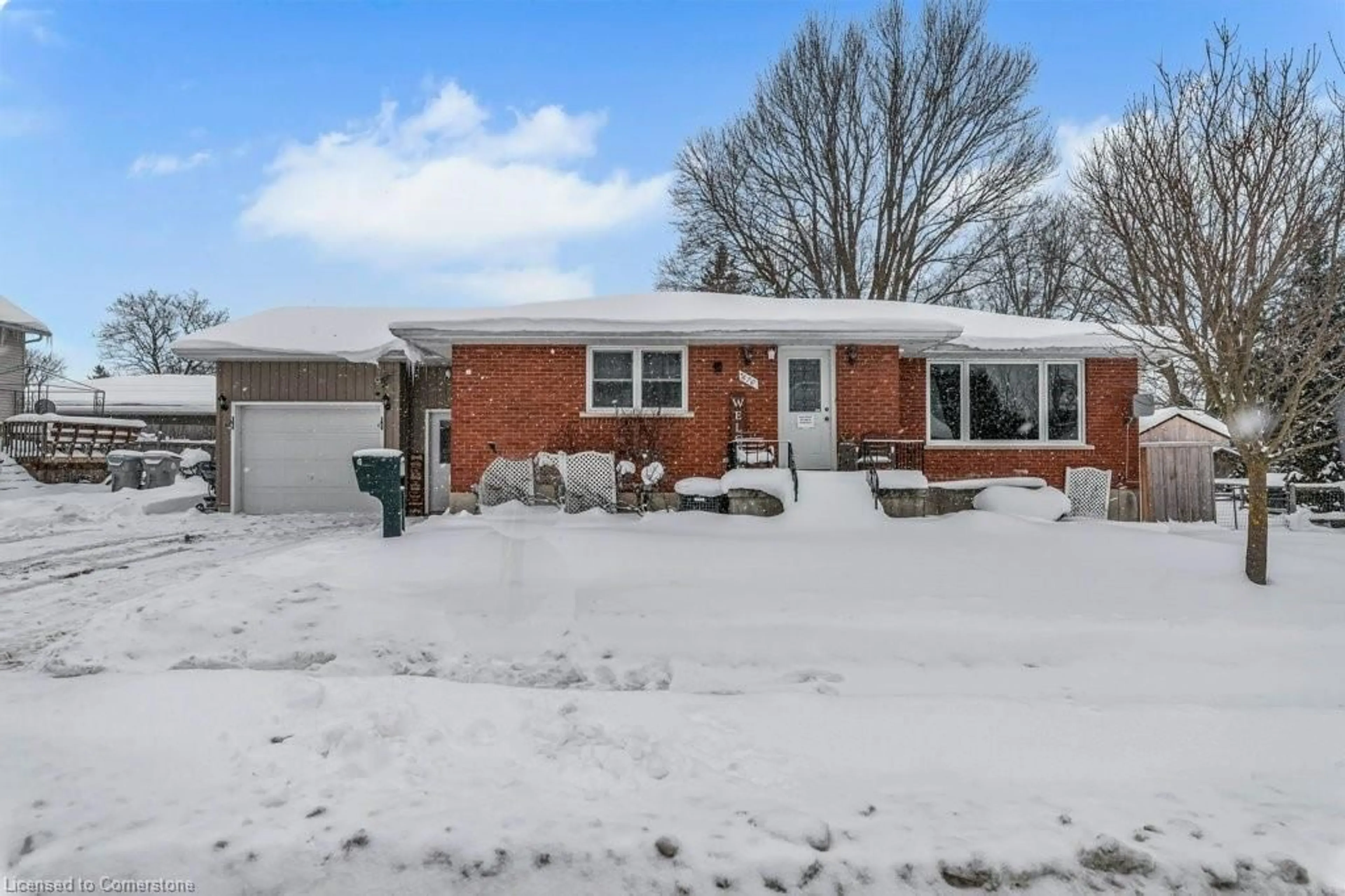 Home with brick exterior material, street for 670 Elizabeth St, Listowel Ontario N4W 2R4
