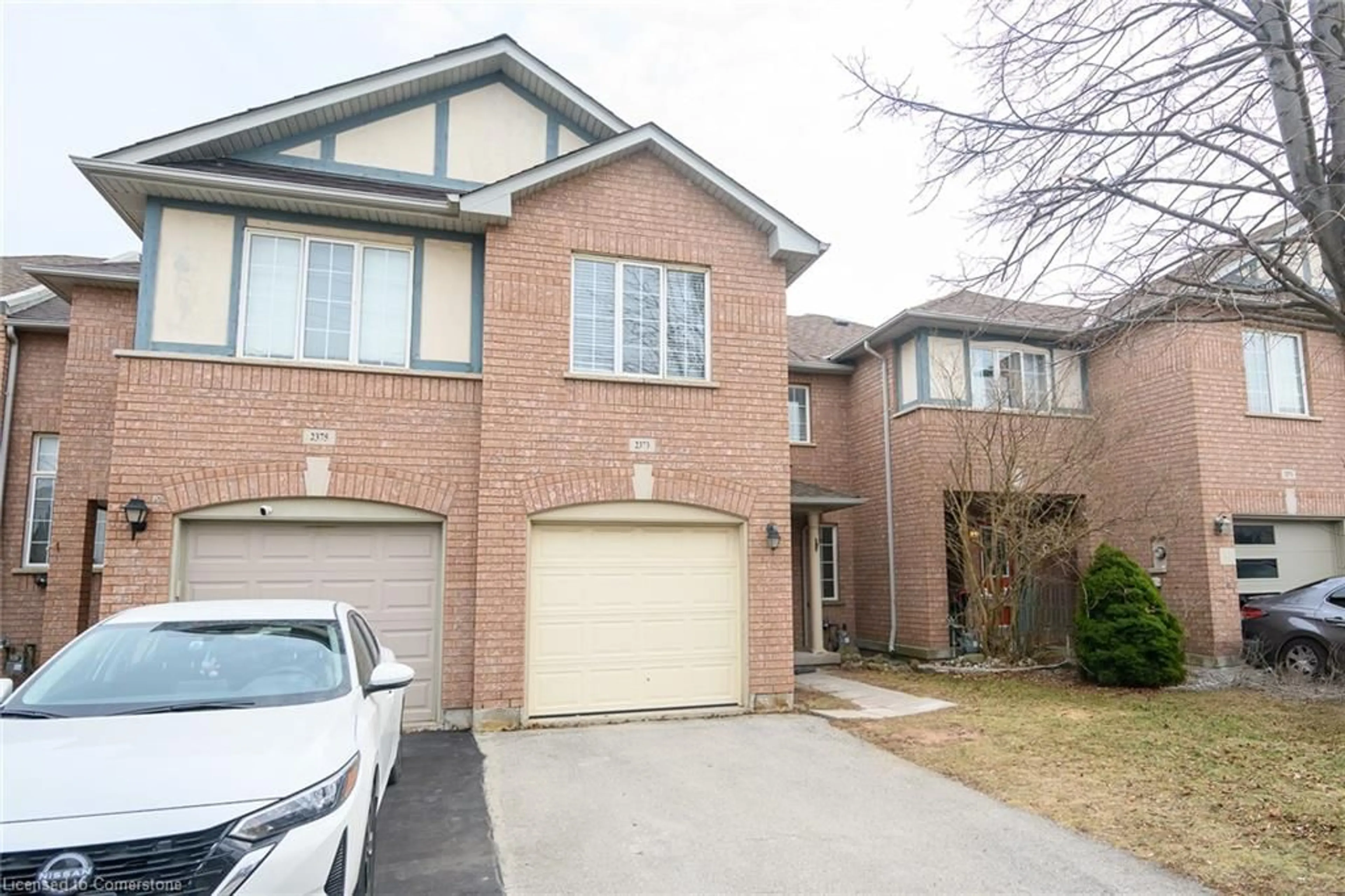 Home with brick exterior material, street for 2373 Newcastle Cres, Oakville Ontario L6M 4P6