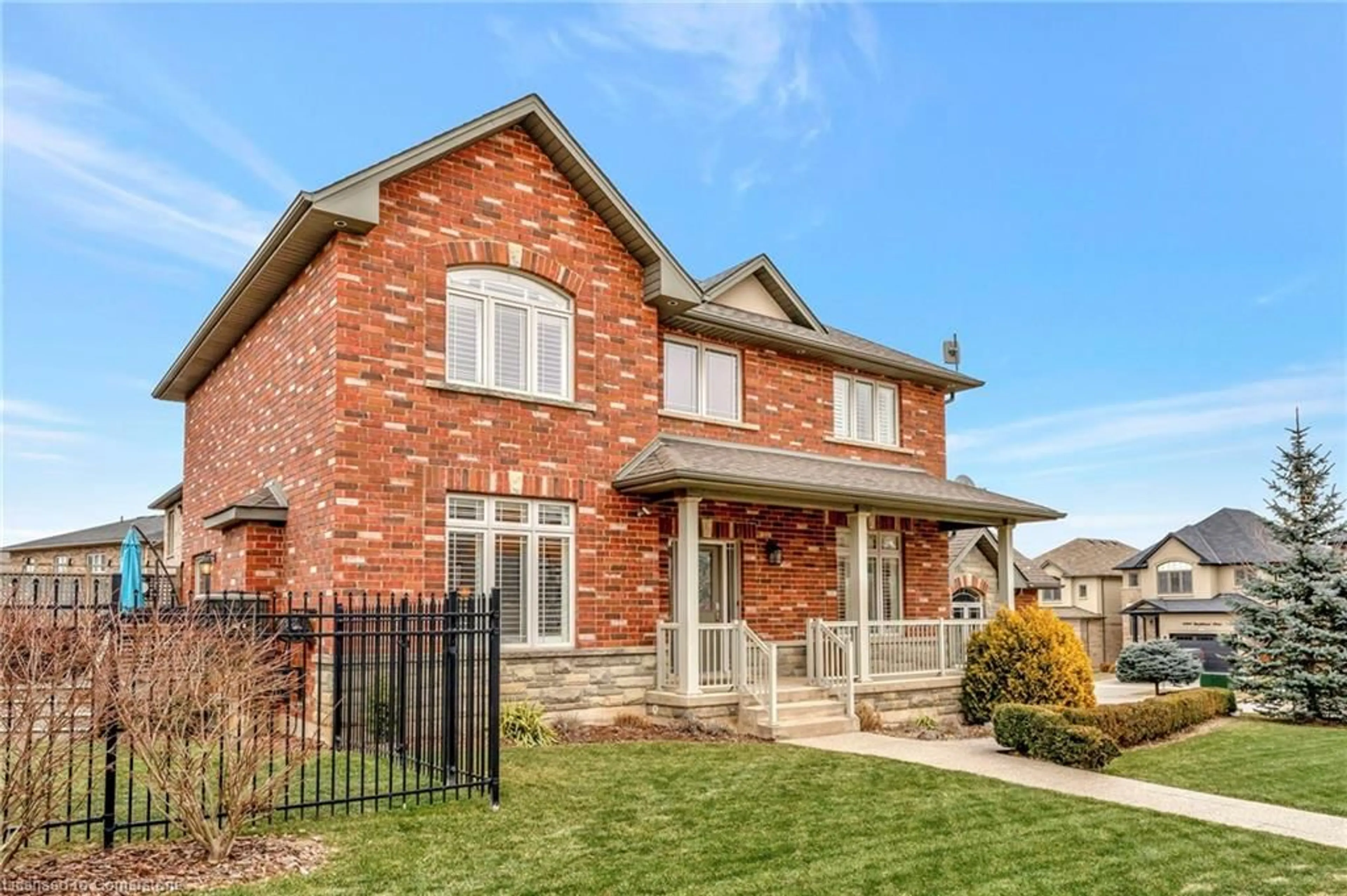 Home with brick exterior material, street for 4070 Stadelbauer Dr, Beamsville Ontario L3J 0M3