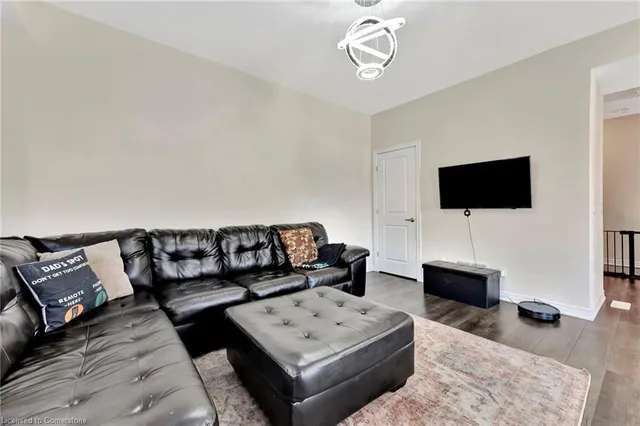 Additional property image - 19 Picardy Dr Unit 31