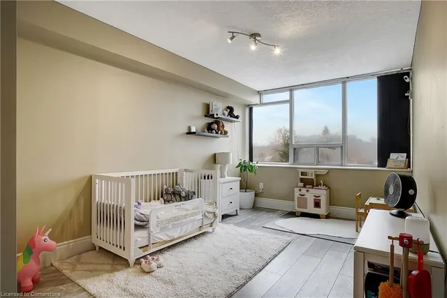 Additional property image - 3227 King St Unit 409