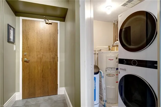 Additional property image - 3227 King St Unit 409
