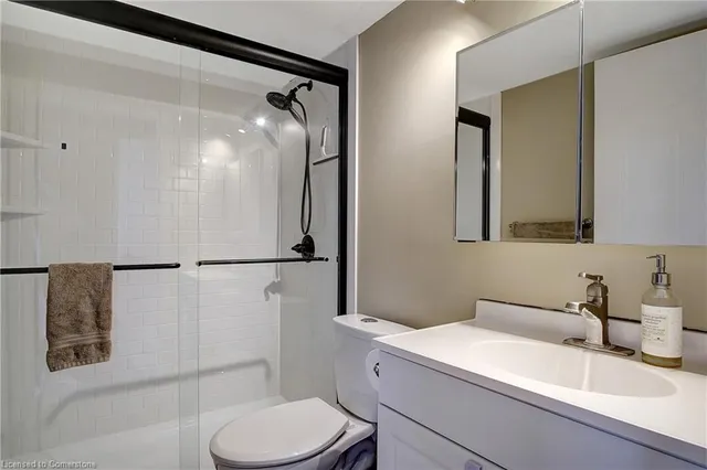 Additional property image - 3227 King St Unit 409