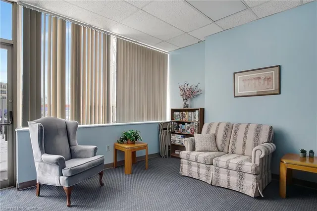Additional property image - 3227 King St Unit 409