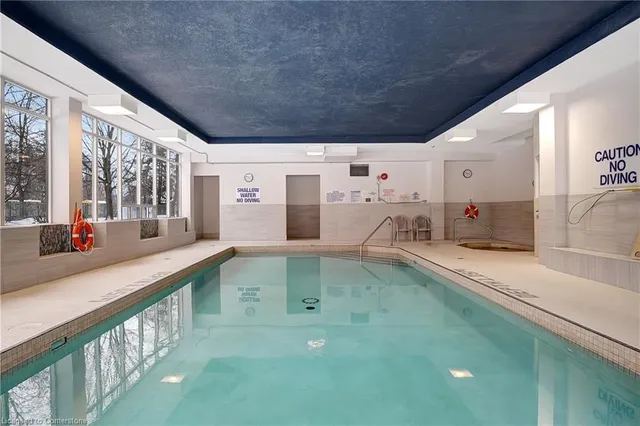 Additional property image - 3227 King St Unit 409