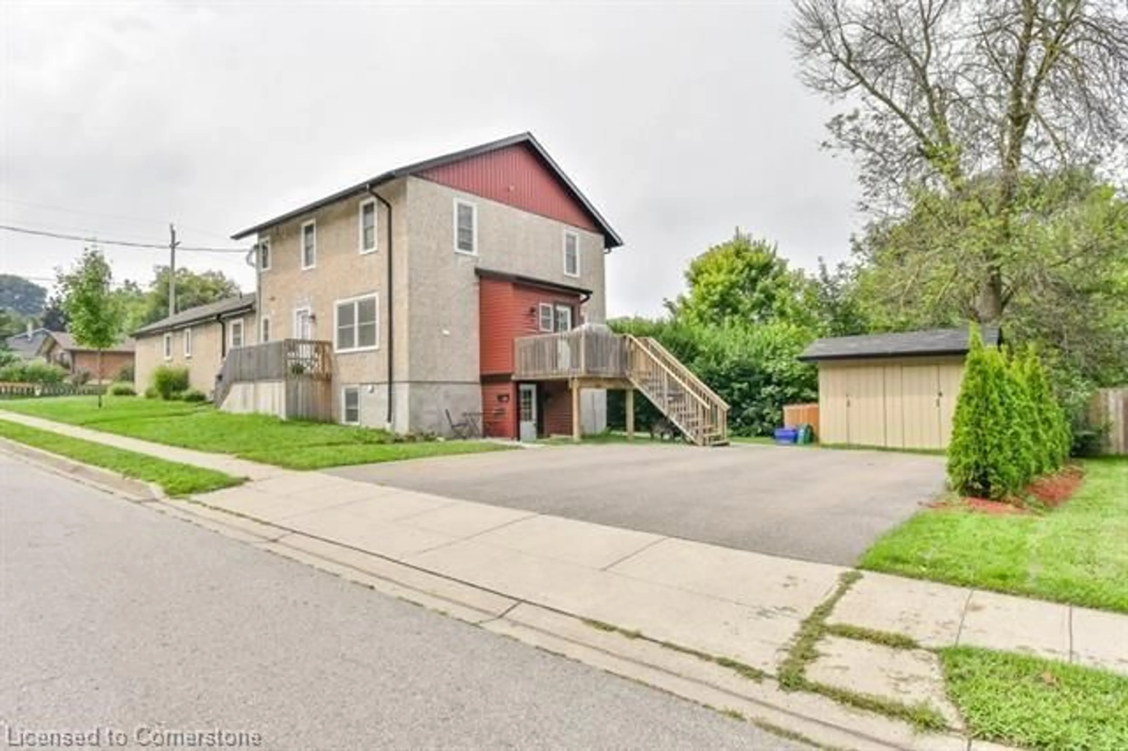 Unknown for 107 Tait St, Cambridge Ontario N1S 3C9